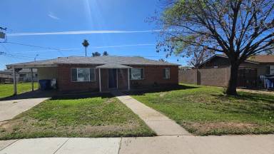 Main picture of 109 E Linda Ln