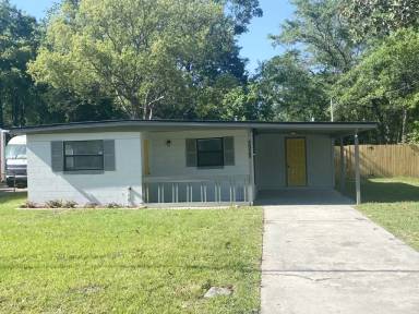 Main picture of 2929 W 5th St