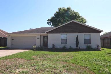 Main picture of 2225 Patricia Ln