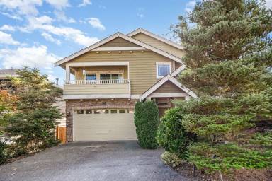 Main picture of 1720 235th Pl SW