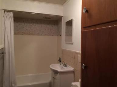 Main picture of 229 Oaklawn Ave