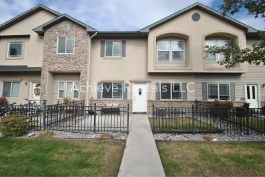 Main picture of 462 W 1490 N