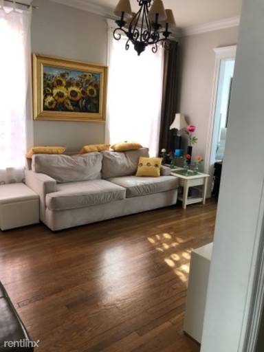 Main picture of 1260 W Carmen Ave