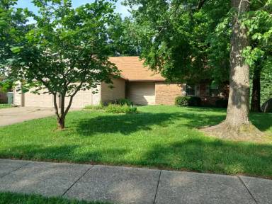 Main picture of 481 Woodview Dr