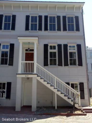 Main picture of 819 Howard St