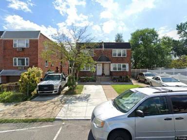 Main picture of 2040 Rhawn St