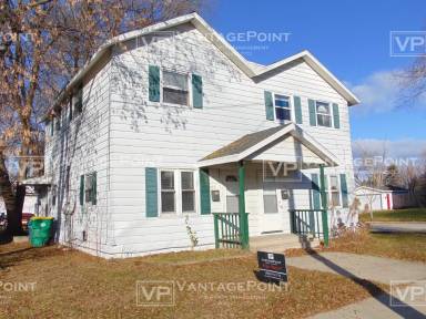 Main picture of 802 S Jefferson St