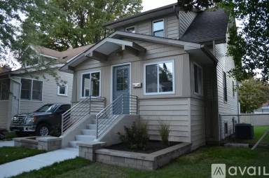 Main picture of 631 Frederick St