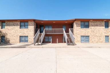 Main picture of 2504 Southridge Drive - C