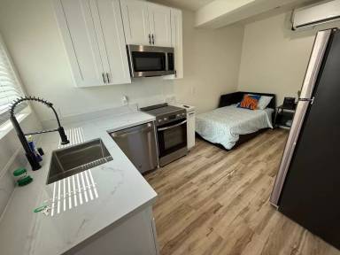 Main picture of 2312 Chatsworth Blvd