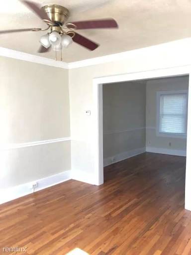 Main picture of 230 N Summit St
