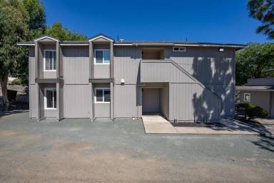 Main picture of 1290 Murray Ave