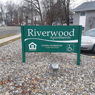 Main picture of River Wood Apartments