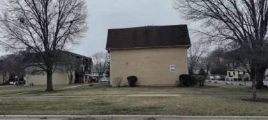 Main picture of 100 Olesen Dr