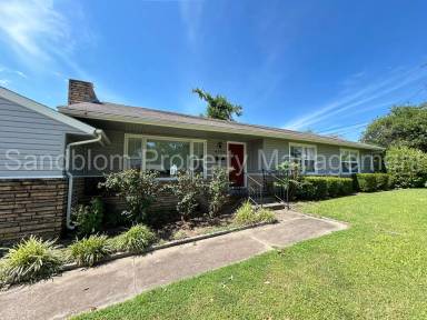 Main picture of 4520 E 21st Pl