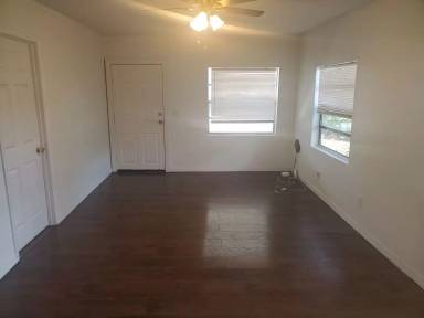 Main picture of 8201 N 14th St