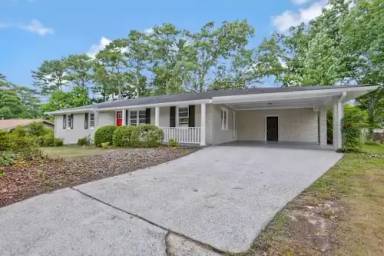 Main picture of 107 Huntwood Dr SE