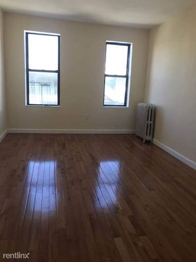 Main picture of 510 W 218th St