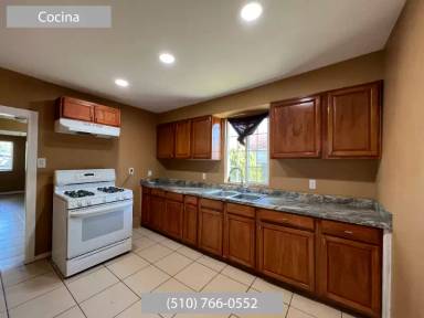 Main picture of 733 Benson Ave
