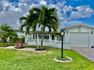Main picture of 2391 SW 11th Ave