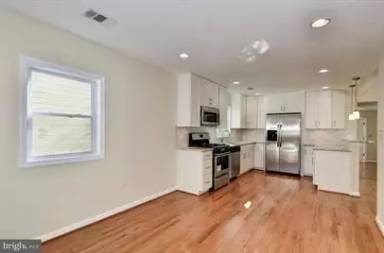 Main picture of 2931 Stanton Rd SE
