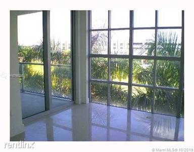 Main picture of Two Midtown Miami Condo