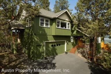 Main picture of 1760 NW 12th St