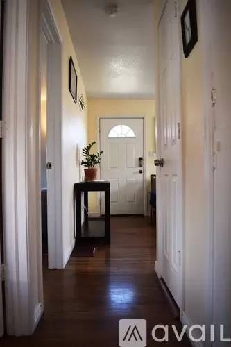 Main picture of 1025 Julian St