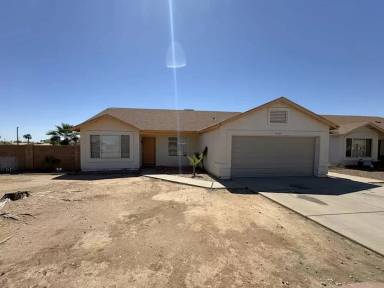 Main picture of 9808 W Behrend Dr
