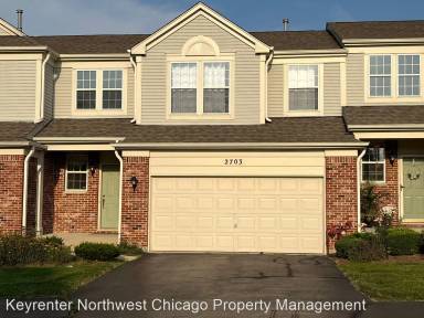 Main picture of 2703 Bay View Cir