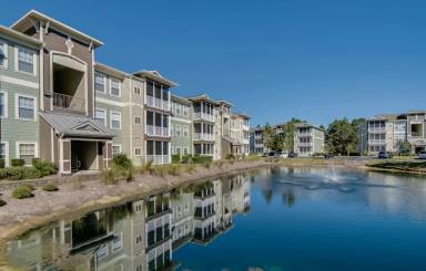 Main picture of 10X Living at Breakfast Point