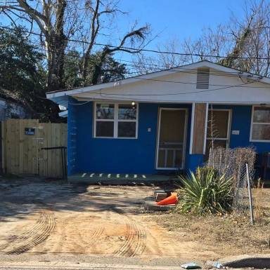 Main picture of 1132 Camille St