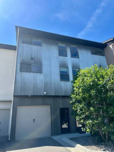 Main picture of 3237 N 27th Ave