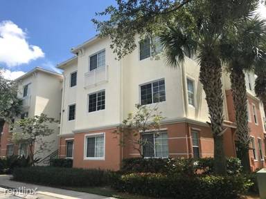 Main picture of 9845 Baywinds Dr