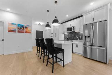 Main picture of 68 Armandine St