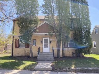 Main picture of 1500 Reaney Ave