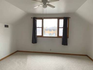 Main picture of 2395 S 92nd St