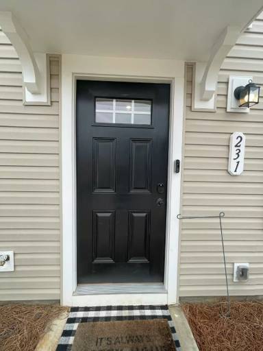 Main picture of 231 Lehman Way
