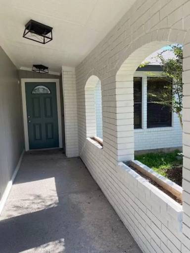 Main picture of 13323 Villa Park Dr