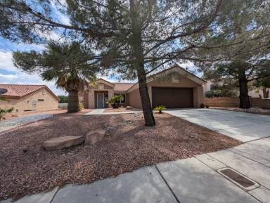 Main picture of 10113 Cresent Creek Dr