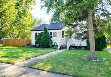 Main picture of 800 Chippewa St