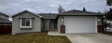 Main picture of 23921 E Maxwell Ln