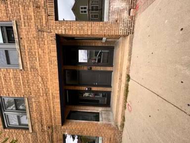 Main picture of 610 7th St