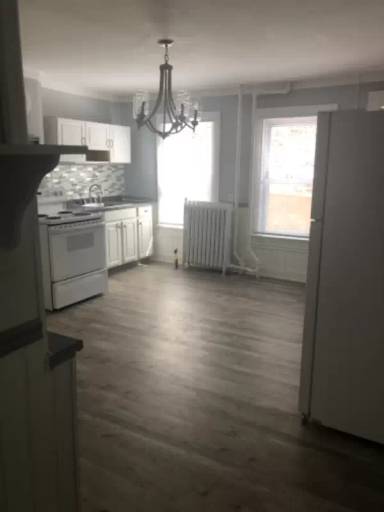 Main picture of 12 Arch St