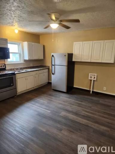 Main picture of 26 N Hartford Ave