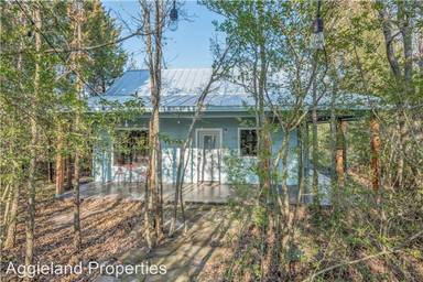 Main picture of 11459 Oak Lake Rd