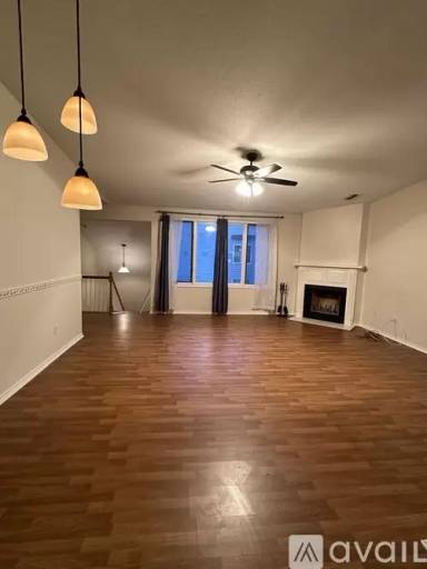 Main picture of 39 Little Oak Ln