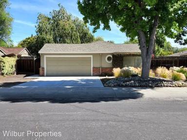 Main picture of 2557 Ross Rd