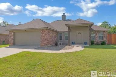 Main picture of 520 Big Red Cir
