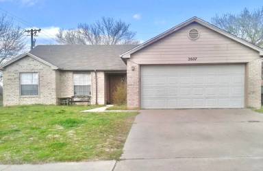 Main picture of 2607 Windmill Dr